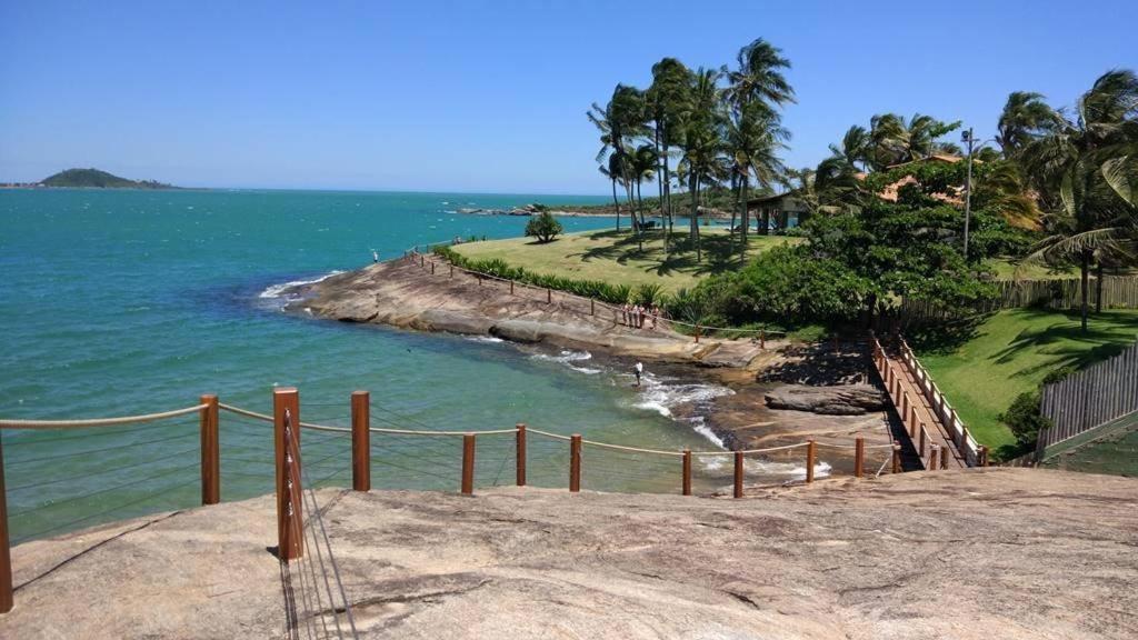 Praia Do Morro - Guarapari - Apto 2 Quartos Com Internet - Piscina - Ar Split - Edificio Gil Nogueira Apartment Bagian luar foto